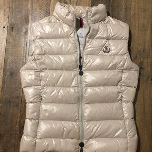 Authentic Moncler Vest Women’s Size 0
